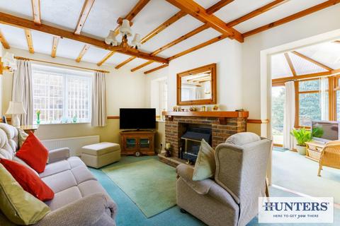 3 bedroom cottage for sale, Gill Lane, Nether Yeadon, Leeds, West Yorkshire