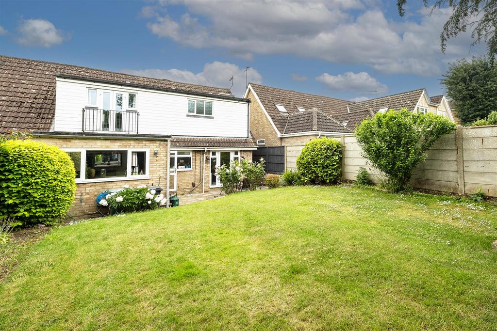 15-kinsbourne-close-18.jpg