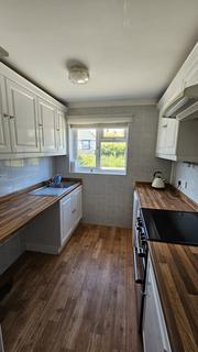 2 bedroom flat to rent, Cooden Drive, Bexhill-on-Sea TN39