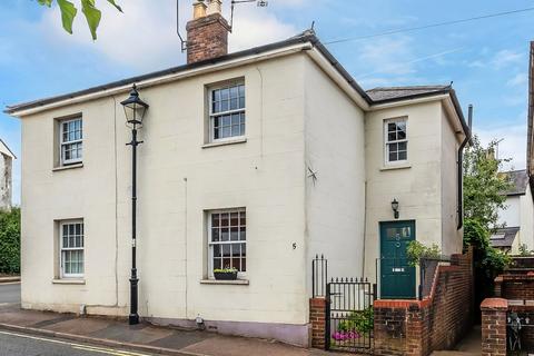 5 Junction Road, Dorking, RH4 3HB
