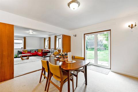 4 bedroom detached house to rent, Hatchet Lane, Winkfield, Windsor, Berkshire, SL4