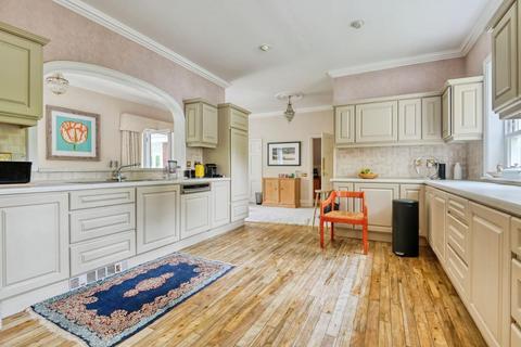 3 bedroom house to rent, Hartopp Road, Sutton Coldfield