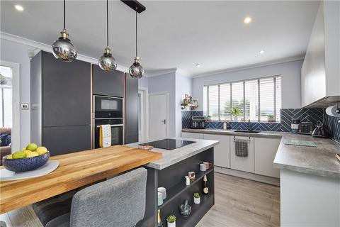 23 Kirkfields, Baildon, Shipley, BD17 6HY