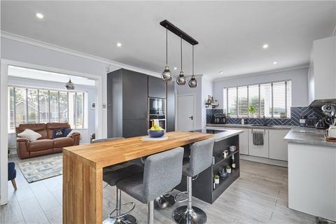 23 Kirkfields, Baildon, Shipley, BD17 6HY