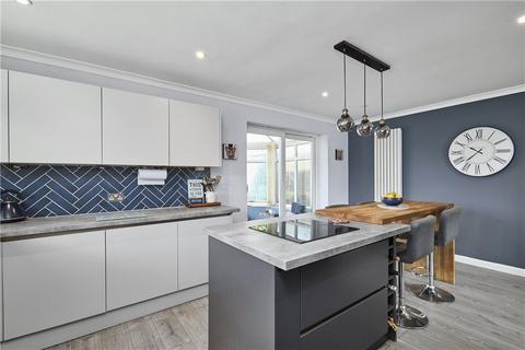 23 Kirkfields, Baildon, Shipley, BD17 6HY