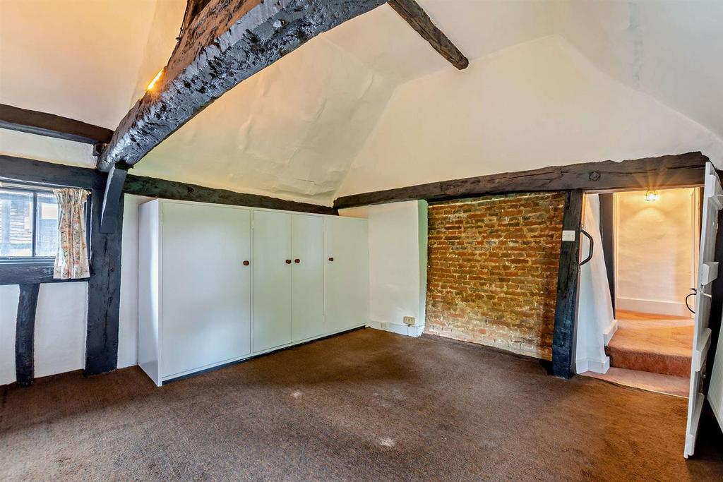 8650801-interior10-800.jpg