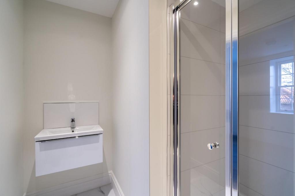 2nd floor flat-3.jpg