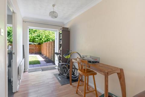 57 Speedwell Close, Cambridge, CB1 9YS