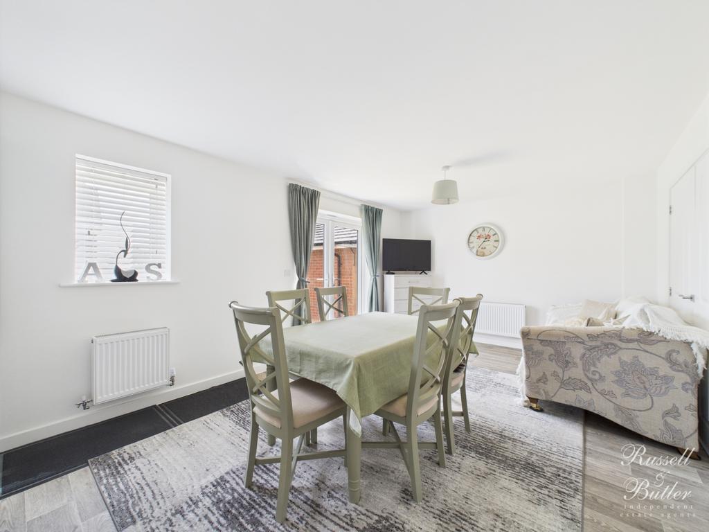 Cam01995 g0 pr0320 still027