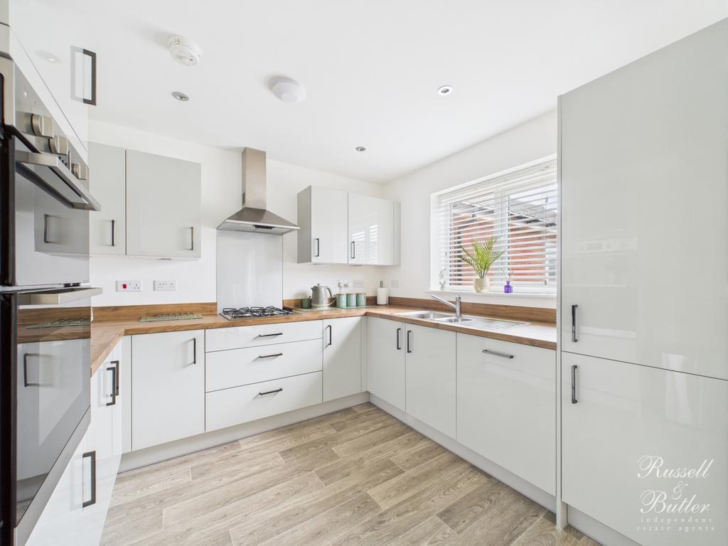 Cam01995 g0 pr0320 still025