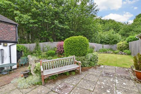 2 bedroom detached house for sale, Amsbury Road, Maidstone ME15