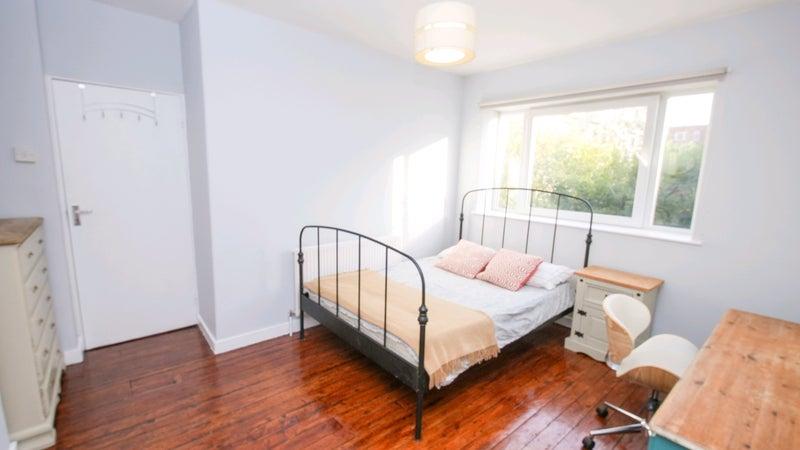 Room in Flat share