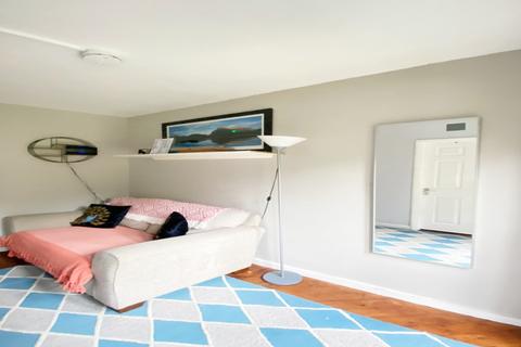 undefined, Upwey House, N1