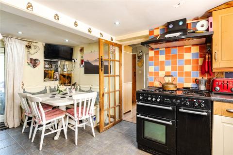 4 bedroom semi-detached house for sale, Horsham Road, Findon Village, Worthing, West Sussex, BN14