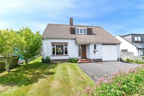 4 bedroom detached house for sale, Bitterne Way, Lymington, Hampshire, SO41