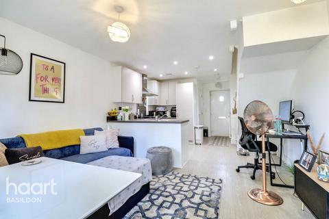 34 Jazz Lane, Basildon, SS14 3AQ