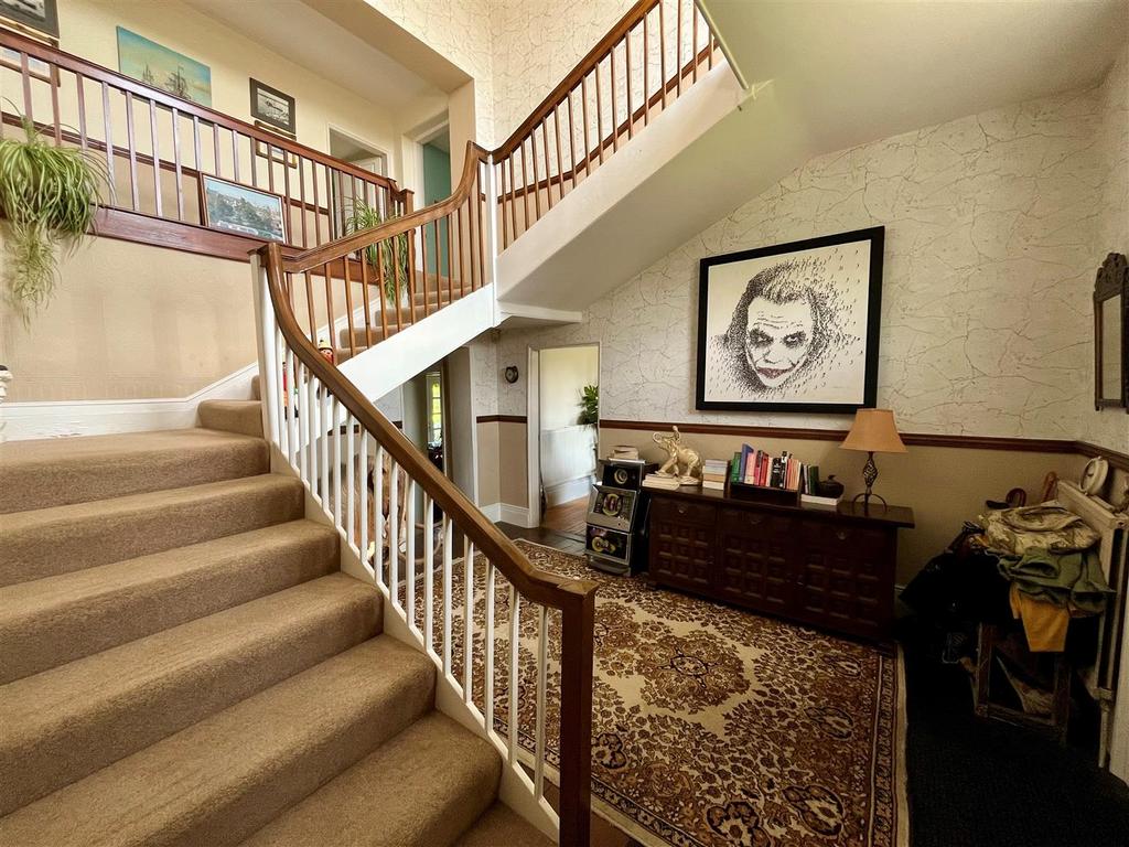 Entrance Hall.jpg