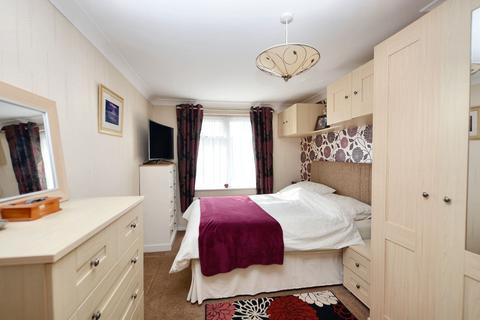 54 Waterside, Willesborough, Ashford, TN24 0AX