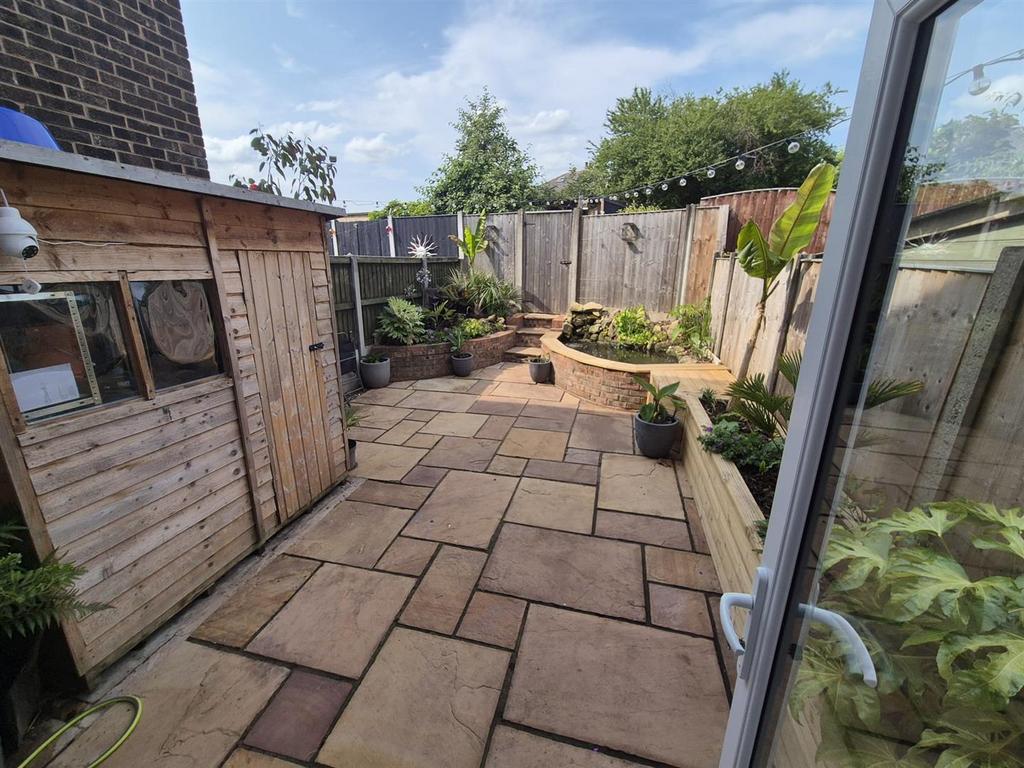 Garden1.jpg