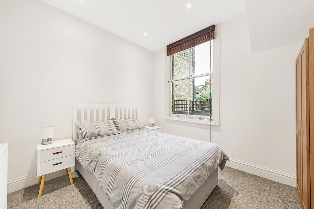 Bedroom 2.jpg