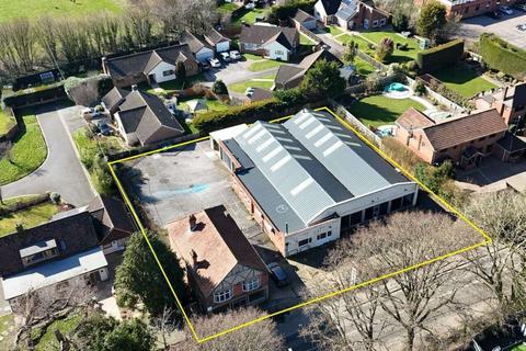 Industrial development to rent, 4 Romsey Rd Southampton SO16 4BQ