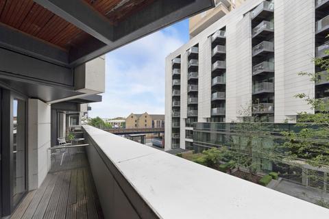 Studio for sale, Baltimore Wharf, Canary Wharf, London, E14