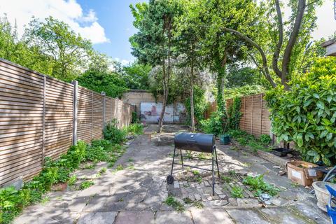 6 bedroom house to rent, Silver Crescent, Chiswick, London, W4