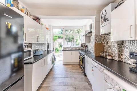 6 bedroom house to rent, Silver Crescent, Chiswick, London, W4