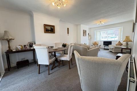 227 Chantrey Crescent, Birmingham, B43 7PG