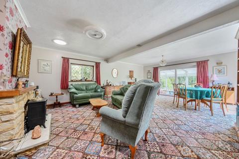 Glengarriff Mill Hill, Edenbridge, TN8 5DB