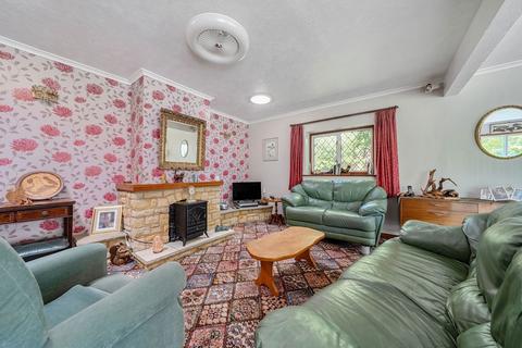 Glengarriff Mill Hill, Edenbridge, TN8 5DB