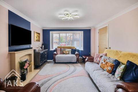 6 Berwick Drive, Stenson Fields, Derby, DE24 3HU