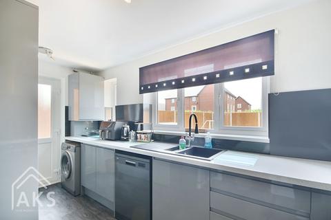 6 Berwick Drive, Stenson Fields, Derby, DE24 3HU