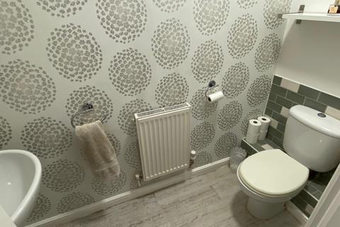 48 The Spinney, Grange Park, Northampton, NN4 5BT