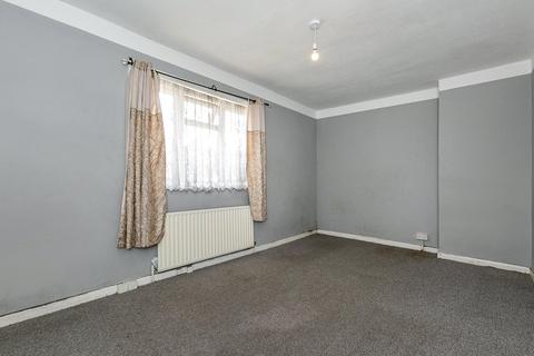 2 bedroom terraced house for sale, Camlan Road, Bromley, BR1