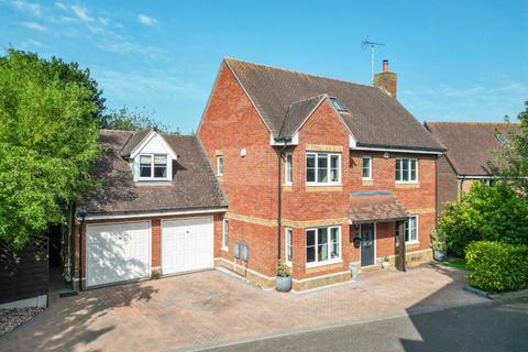 2 Emneth Acre, Maldon, CM9 6EY