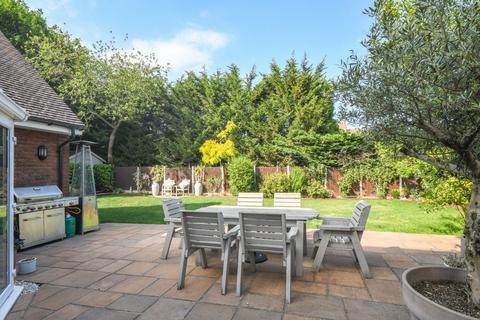 2 Emneth Acre, Maldon, CM9 6EY