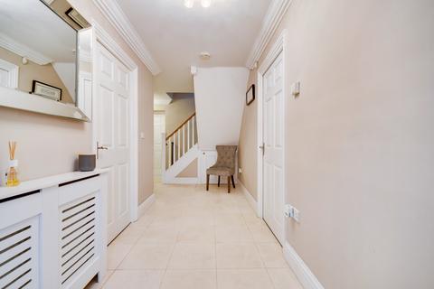 2 Emneth Acre, Maldon, CM9 6EY