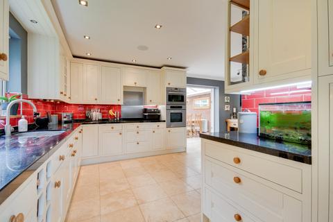 2 Emneth Acre, Maldon, CM9 6EY