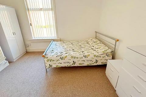 3 bedroom house to rent, Shoreham Street, Sheffield S2