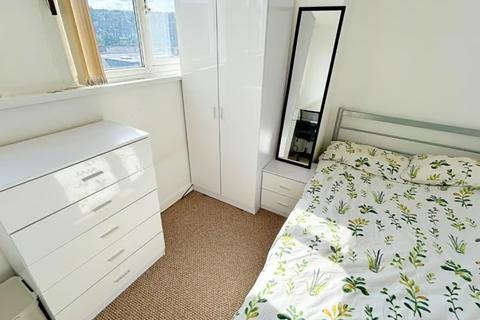 3 bedroom house to rent, Shoreham Street, Sheffield S2