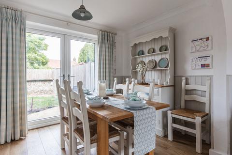 3 bedroom terraced house for sale, Perfect Balance of Period Charm in Snettisham