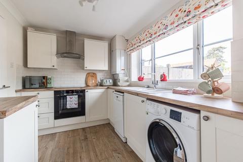 3 bedroom terraced house for sale, Perfect Balance of Period Charm in Snettisham