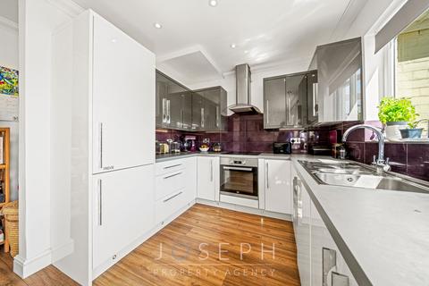 35 Benacre Road, Ipswich, IP3 9JX