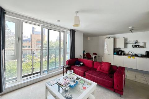 2 bedroom apartment for sale, Sapphire Court, Ocean Way, Southampton