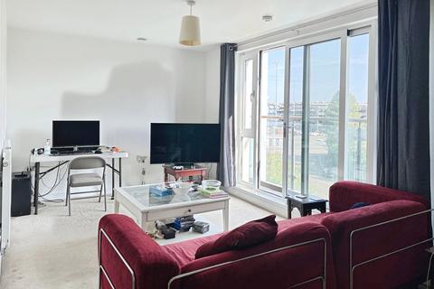 2 bedroom apartment for sale, Sapphire Court, Ocean Way, Southampton