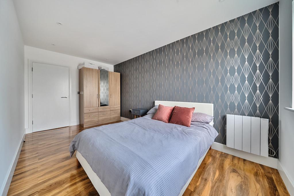 1302821-9-68400de...