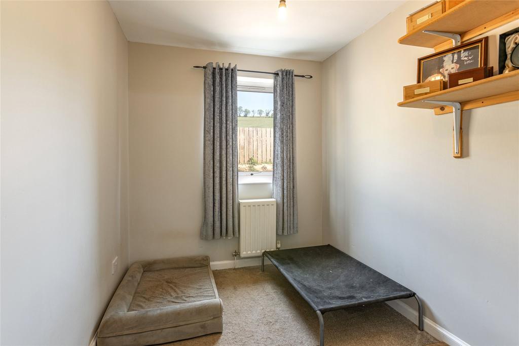 Bedroom/Office