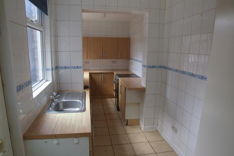 2 bedroom terraced house to rent, Lower Bents Lane, Bredbury, SK6