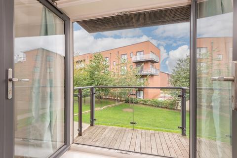 2 bedroom flat for sale, Aire Quay, Leeds LS10